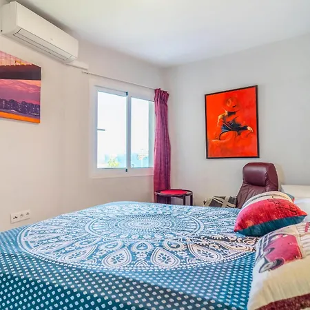 2 Bedroom Nice In Apartment *